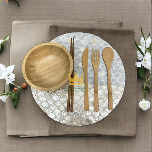 Produit chaud rond en rotin écologique forme personnalisée tapis et tampons plat jetable moderne de luxe assiette de service pour les fêtes - Product Image 6