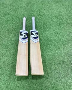 Bâton de cricket en saule anglais SG, manche court - Product Image 4