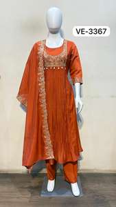 Kurti Elegante para Mujer, Tejido Chanderi Pesado con Trabajo Manual, Rayón Pesado y Estampado por Transferencia de Calor - Product Image 2