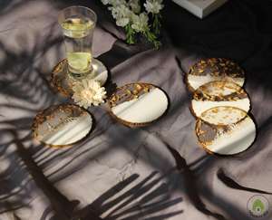 Ensemble de sous-verres en bois et résine polis faits à la main de luxe en gros, design classique pour la décoration de table, sous-verres promotionnels en 4 pièces, exportateur - Product Image 2