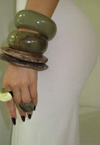 2025 Factory Wholesale High Quality <b>Resin</b> Bangles From India Acrylic Bangles Jewelry for Women New Style Women Gifts - Product Image 4