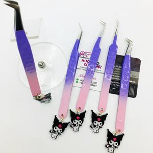 Pinces à épiler professionnelles Hello Kitty pour extensions de cils, en acier inoxydable, anti-magnétiques et durables, emballage et logo mink - Product Image 4