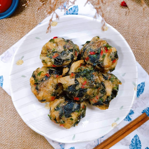 Exportador de Pastel de Champiñones y Algas Veganas, Pastel de Champiñones y Algas de 500 gramos en Bolsa al Vacío, Pastel de Champiñones Ostra Frescos Congelados de Vietnam - Product Image 1