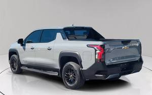 Chevrolet Silverado EV 2026 USATO - Motore ibrido a 6 cilindri (644 CV) 4x4, 2 assi, trasmissione automatica, guida a sinistra - Product Image 4
