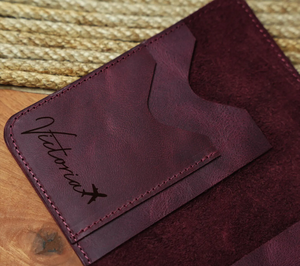 Porta Pasaportes de Cuero Personalizado, Regalo de Mudanza, Cartera de Viaje, Estuche para Pasaporte con Monograma, Organizador de Viaje Personalizado - Product Image 2