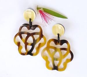 ต่างหูแตรวัวฮอร์นมาตรฐานพร้อมผิวธรรมชาติสำหรับผู้หญิงเด็กผู้หญิงเครื่องประดับขัดเงาเป็นมิตรต่อสิ่งแวดล้อม - Product Image 6