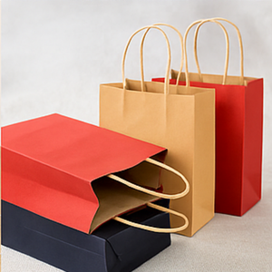 Sac de shopping en papier kraft écologique chic 120g avec poignée, de haute qualité et personnalisable - Product Image 1