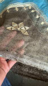 Encaje bordado de tela Georgette de viscosa pura con técnica de bordado liso de trabajo de secuencia para vestido Lahenga elegante para niñas - Product Image 2