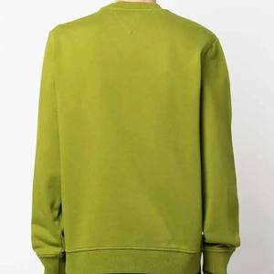 Sudadera para hombre diseñada para un look casual relajado con tacto suave, tela suave y uso cómodo y duradero. - Product Image 3