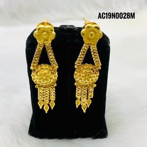 Short Gold Plated Fashion Pendant <b>Necklace</b> Fashion Jewelry - Product Image 2