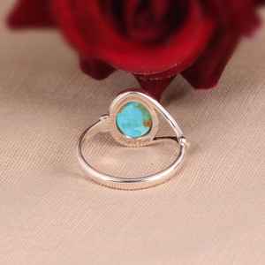 แหวนเงินสเตอร์ลิงสีเทอร์ควอยส์ kingman เครื่องประดับอัญมณีเทอร์ควอยซ์ทำด้วยมือสำหรับเธอ - Product Image 2