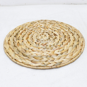 Sous-plat décoratif en jonc de mer tissé à la main, écologique, isolant thermique, de la marque Comehome - Product Image 6