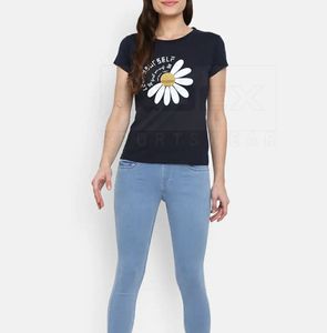 T-shirt classique pour femmes, coupe confortable, col rond, coton, t-shirt décontracté pour filles - Product Image 3