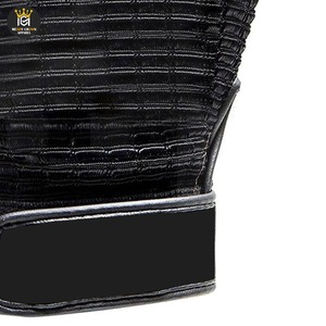 Guantes de Bateo de Béisbol de Cuero Profesionales Personalizados, Diseño Transpirable, Protección Duradera para las Manos, Agarre Superior, Opciones Personalizables - Product Image 5