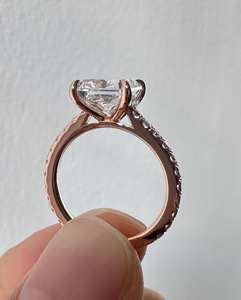 IGI Radiant Cut Lab Grown Diamond Ring CVD Lab Diamond Anillo de compromiso 3,50 Ct Radiant Cut Brida Anillo de bodas 14K Oro amarillo - Product Image 2