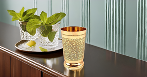 Diseñador en relieve Metal Latón Menta Julep Cup Goblet Vaso Suministros para fiestas Capacidad de 10 onzas Cada taza de metal - Product Image 2