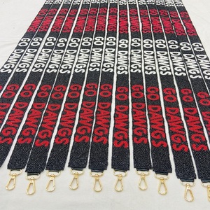 Correa de Bolso Navideña de Lujo con Cuentas de Semillas y Diseño de Copos de Nieve, Correa de Repuesto Bordada con Cuentas de Semillas Navideñas - Product Image 4