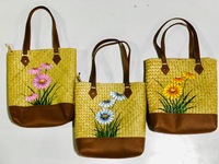 Koleksi Tas Tangan Mewah Buatan Tangan Ramah Lingkungan Dua Tali Rumput Sedge Ritsleting Alami Hiasan Bunga Cantik
