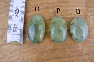 Lote de piedras preciosas de Prehnita de alta calidad, cabujones verdes de Prehnita para joyería, cabujones genuinos, piedras de forma y tamaño mezclados para colgantes - Product Image 6