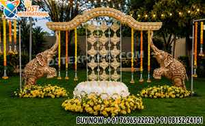 เวทีพิธีวัตนาสุดหรูทันสมัยพร้อมอ่างไฟเบอร์กลาสสีทองรูปทรงดอกไม้ขนาดใหญ่สำหรับธีมฮัลดี พร้อมเก้าอี้ - Product Image 2