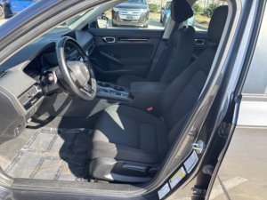 Honda Civic EX 2024 d'occasion propre - Product Image 4