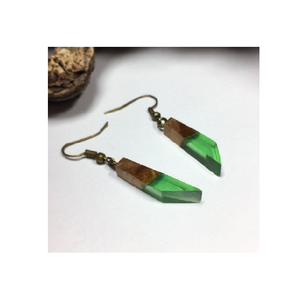 Boucles d'oreilles en résine et bois Boucles d'oreilles solides grosses créoles pour femmes Pièce design carrée avec produit en vente - Product Image 4