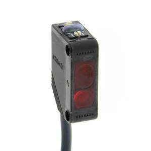 เซ็นเซอร์อุปกรณ์เลเซอร์ Omron E3Z-LS81 12-24VDC PNP 300MM พร้อมสายเคเบิลยาว 2 เมตร ระบบตรวจจับและตัดสัญญาณรบกวนจากพื้นหลัง - Product Image 1
