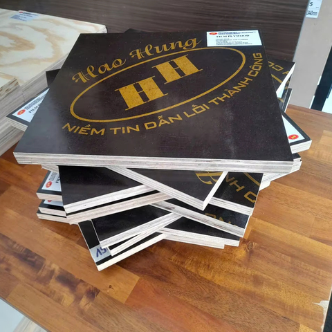 Best Selling Versatile Eco-friendly 15/18mm Film Faced Rubber Core Plywood Waterproof Vietnam-Made Birch Melamine MDF Board E1