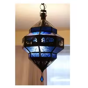 Bougeoirs en métal marocain en fer suspendus à la main lanternes et bocaux à bougies candélabre pièce maîtresse lanterne par décor impex - Product Image 3