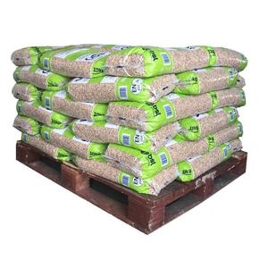 Nouvelles briquettes de granulés de bois premium 50 mm pour la classe A1 en sacs de 15 kg, combustible à base de granulés de bois avec 100 % de cendres et 0 % d'humidité - Product Image 2