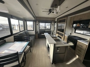 BEST GOOD NEATLY Nouveau 2026 F-o-r-e-s-t R-i-v-e-r Campsite E-l-i-t-e 36-R-F - Product Image 4