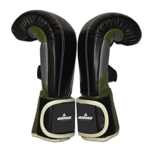 Gants de boxe durables et confortables avec rembourrage, conception absorbant les chocs et support de poignet sécurisé - Product Image 4