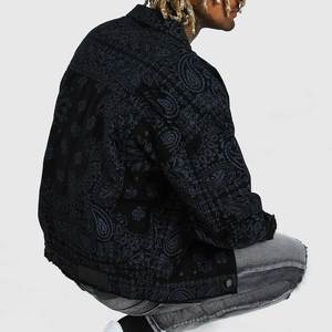 Veste en jean Hip Hop en détresse de qualité supérieure dernier style de patchs de broderie déchirés veste en jean pour hommes entièrement personnalisée - Product Image 3