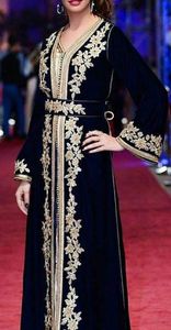 Robe de soirée CAFTAN sur tissu velours pour embellir avec des perles de cristal, travail de pierre de verre @ 2022 nouvelle collection - Product Image 2