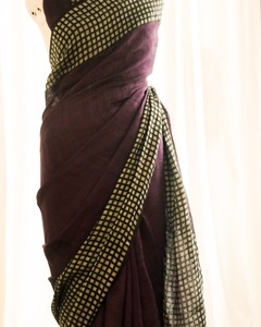 Magnifiquement coloré lin coton Saree or tissage concepteur traditionnel indien tenue de fête de mariage pour les vêtements indiens pakistanais - Product Image 6