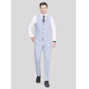 Costume 5 pièces gris clair pour homme de fabrication indienne pour mariages, fêtes et événements spéciaux, disponible au prix d'usine en Inde - Product Image 1