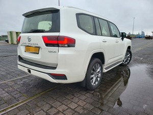 Toyota Land Cruiser SUV Diésel Automática Usada del 2022 en Venta - Product Image 4