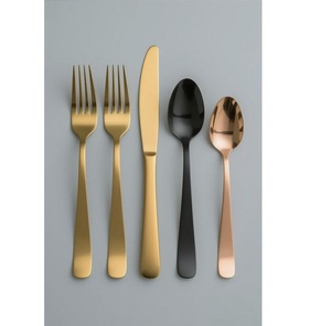 Couverts en acier inoxydable finition argentée, élégamment conçus pour impressionner les invités et rehausser chaque expérience culinaire - Product Image 1