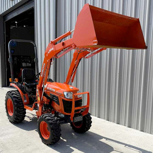 Tracteur Kubota B2320 d'occasion 4WD 90HP avec pompe et moteur Matériel agricole à vendre en excellent état En stock - Product Image 1