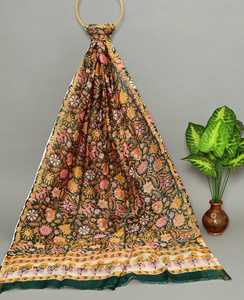 Nouvelles étoles de foulards en soie Chanderi imprimées à la main avec un joli design de bordure et une caractéristique métallique revendues par des créateurs de mode - Product Image 5