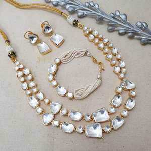 Uncut Kundan Polki <b>Fine</b> <b>Jewelry</b> <b>Set</b> Includes Necklace Earrings Bracelet - Product Image 6
