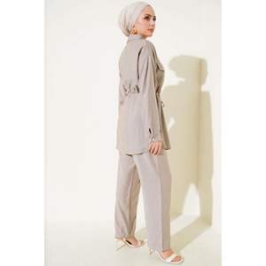 Ensemble de 2 pièces avec double poche poitrine en métal boutonné Beige - Product Image 3