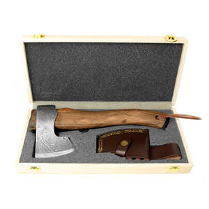 Hache à long manche de style viking en acier de Damas, tête à motif artisanal avec manche en bois naturel pour le camping en plein air, la chasse - Product Image 3