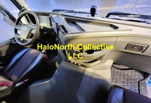 Camion tracteur Volvo FM 460 2022 4X2 à conduite à gauche, moteur diesel, transmission automatique, semi-remorques, occasion, neuf, pas cher - Product Image 3