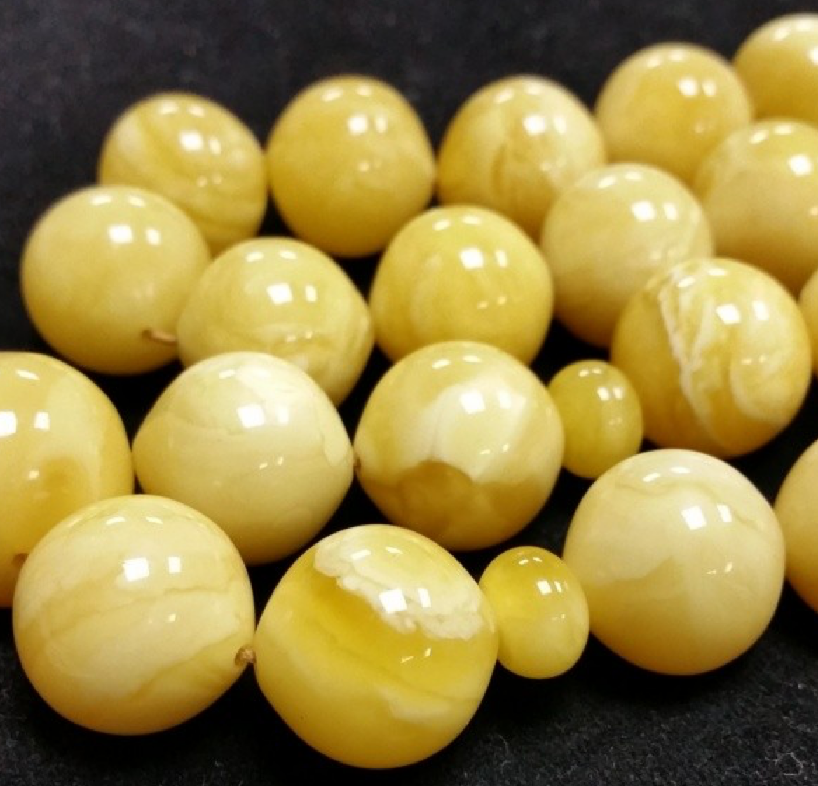 Jaune