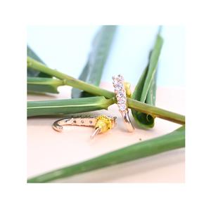 Suministro directo de fábrica, pendientes de tachuelas de diamantes de Coral de moda únicos para mujer, corte brillante Chapado en rodio, fiesta de boda clásica - Product Image 1