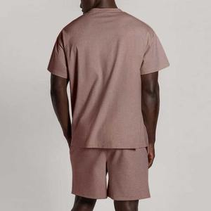 Ensemble short et t-shirt oversize en coton biologique en tissu éponge pour homme avec logo personnalisé, taille plus, respirant, décontracté, sport - Product Image 3