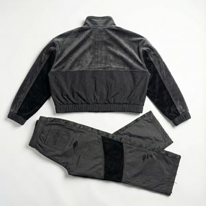 Ensemble de survêtement pour homme en nylon et polyester, coupe-vent, lavage à l'acide, broderie unie, veste et pantalon délavés, streetwear, vente en gros personnalisée, deux pièces - Product Image 2