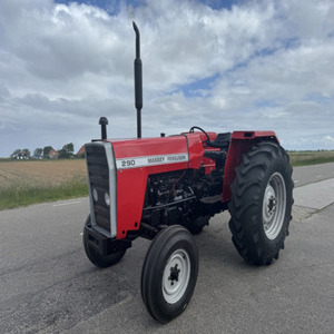 Tracteur agricole d'occasion Massey Ferguson 2WD/4WD à transmission par engrenages, haute productivité, à vendre - Product Image 3
