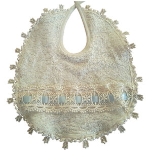 Bavoir tressé bleu clair fait main - Product Image 1